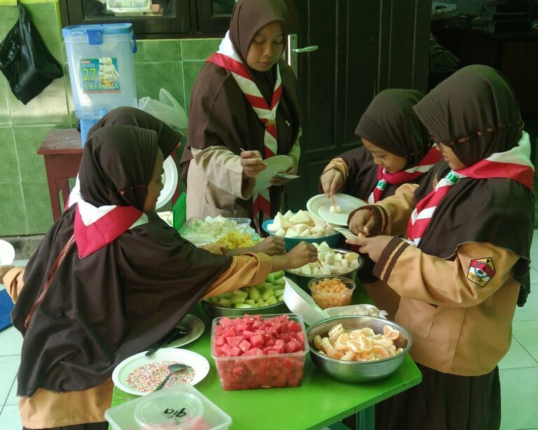 Sambut Hari Anak Nasional 2026, SDIT Nurul Izzah Ajak Siswa Belajar Pola Makan Sehat Penuh Warna