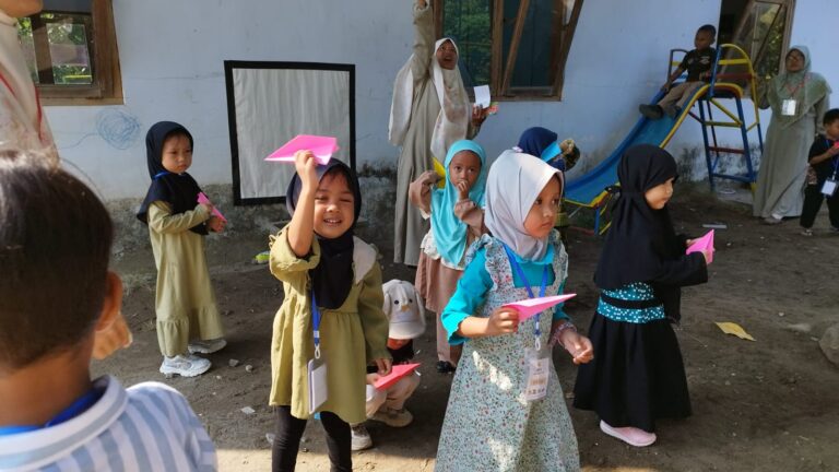 Intip Serunya Pekan Pertama MPLS di KB IT Nurul Izzah